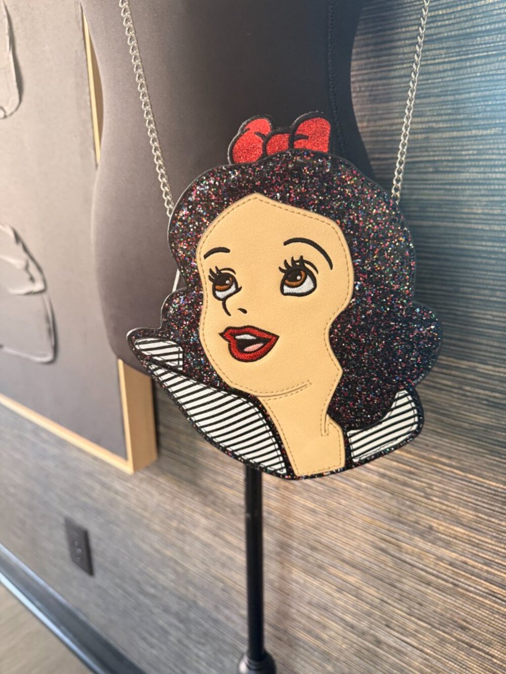 Danielle Nichole Disney Snow White chain purse